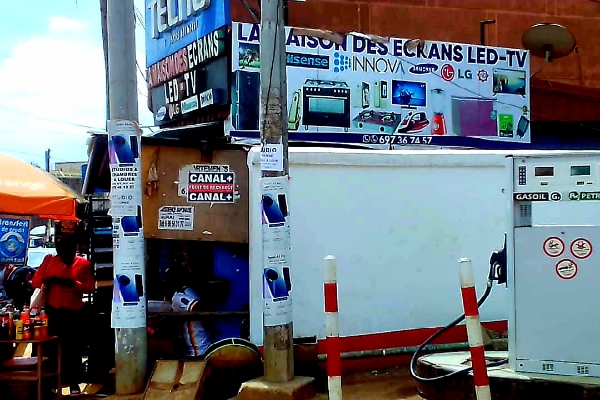 La Maison des Ecrans LED-TV