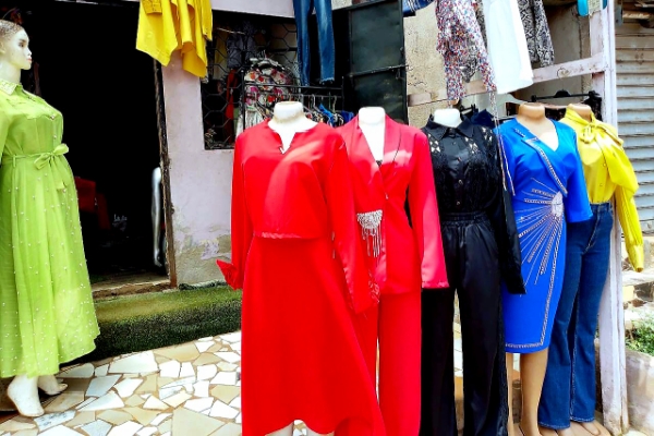 Carine store