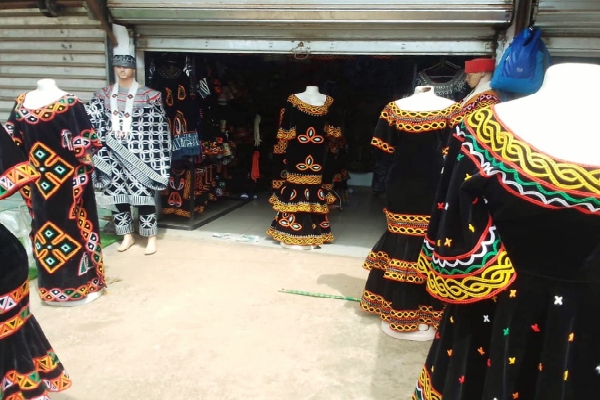 Chanel fashion traditionnal dress