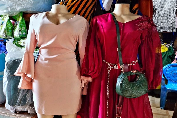 Betty Shopping