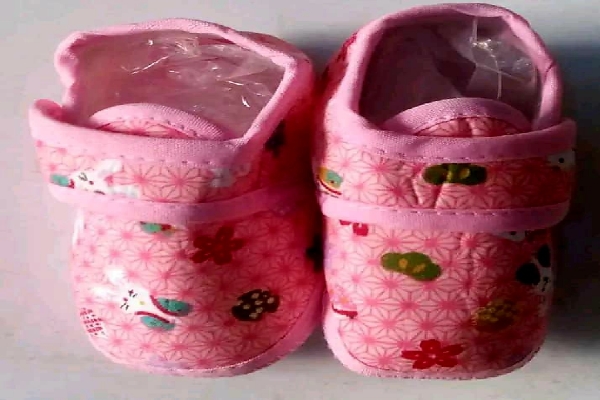 Ma'a Chant Layette