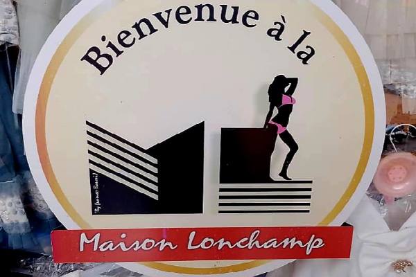 LA MAISON LONGCHAMP