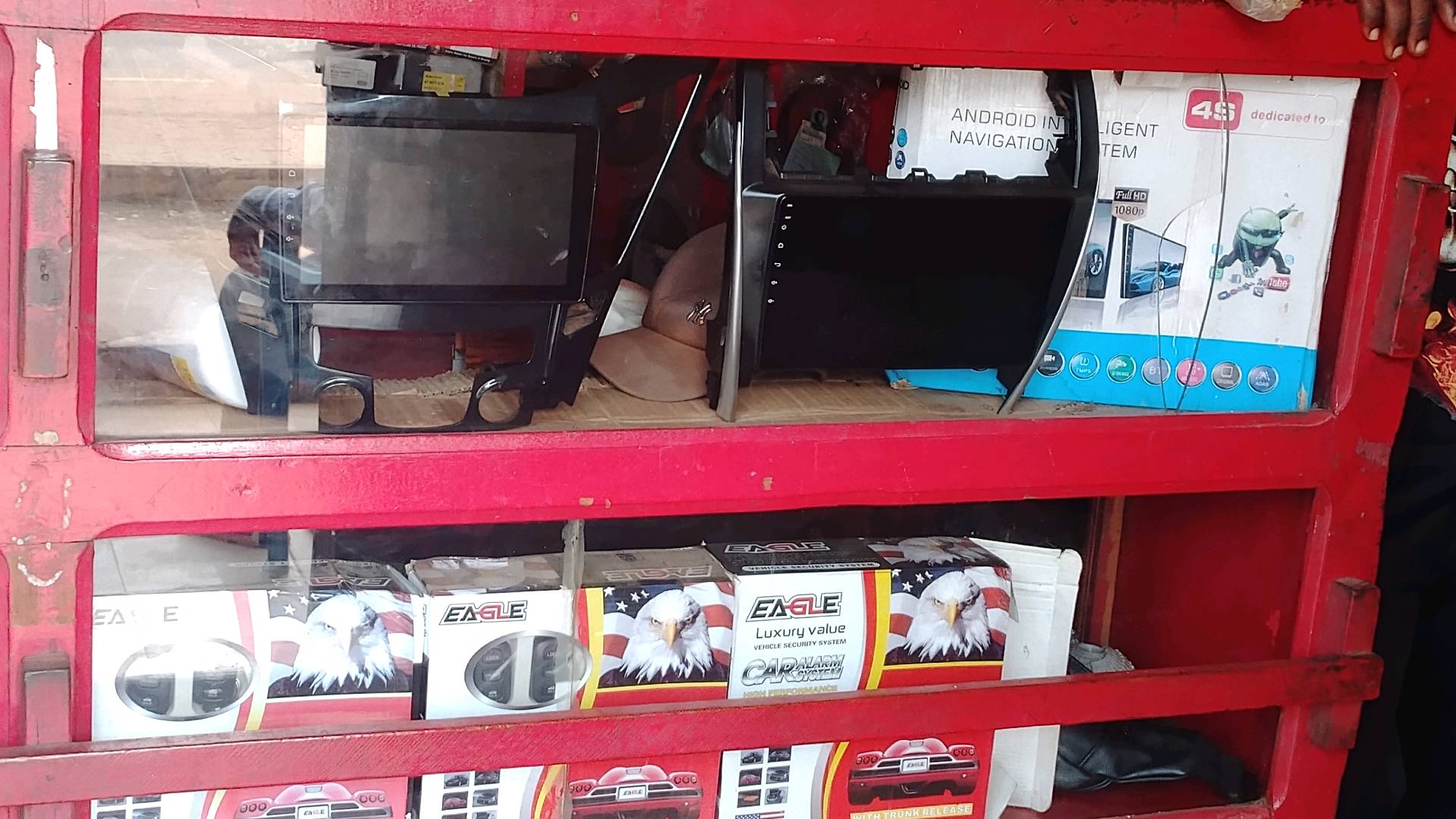 UNIVERSAL AUTOMATIQUE