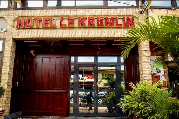 HOTEL LE KREMLIN