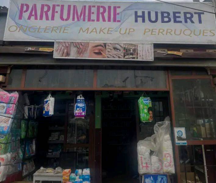 PARFUMERIE HUBERT