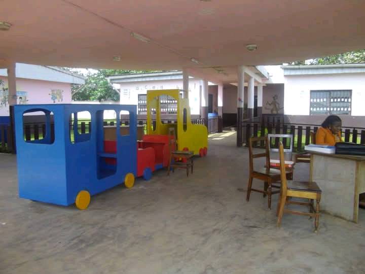 école maternelle bilingue de Mendong