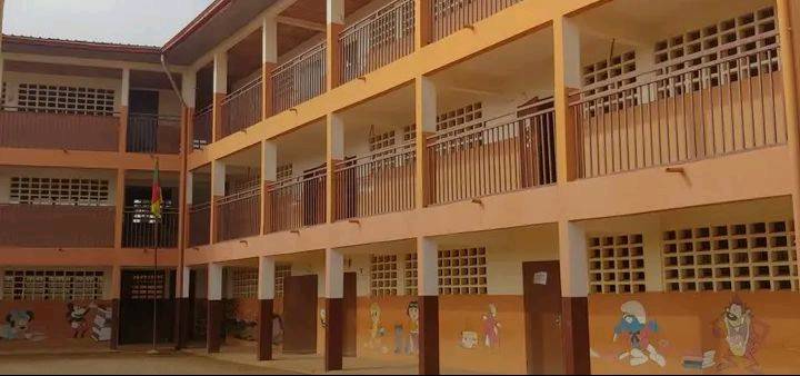 COMPLEXE SCOLAIRE BILINGUE LE FLEURON