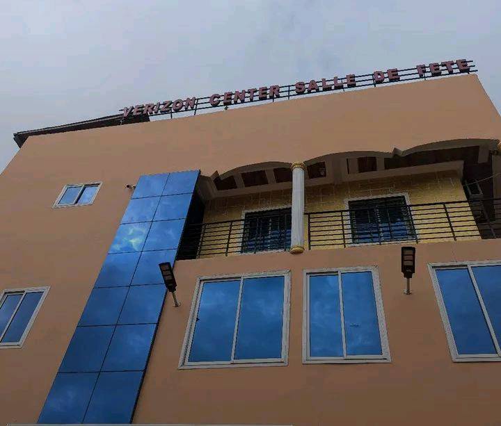 COMFORT INN AND SUITES HÔTEL