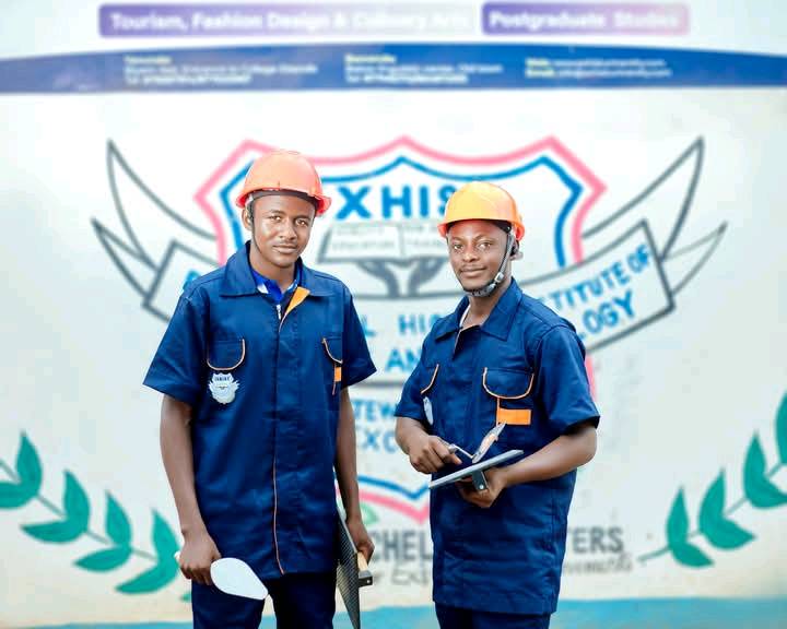 EXHIST university institut