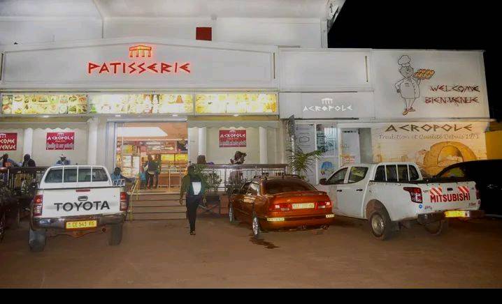 BOULANGERIE PÂTISSERIE ACROPOLE SARL