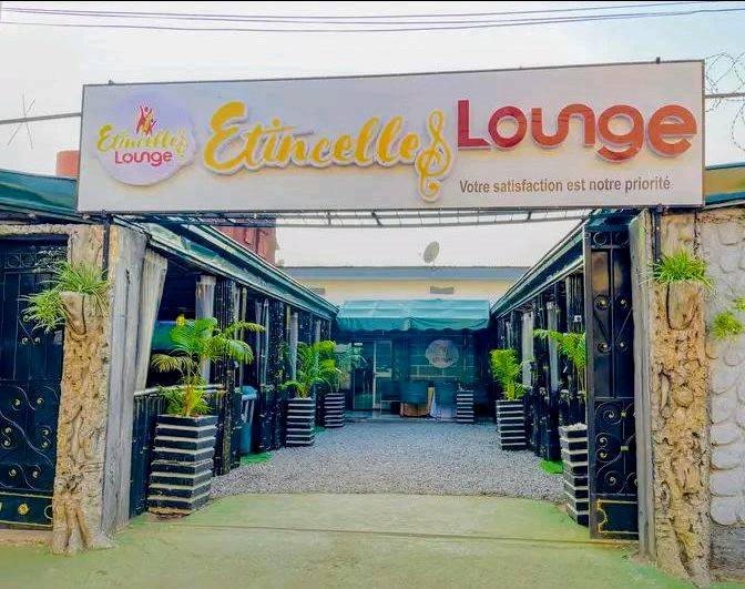 ÉTINCELLES LOUNGE