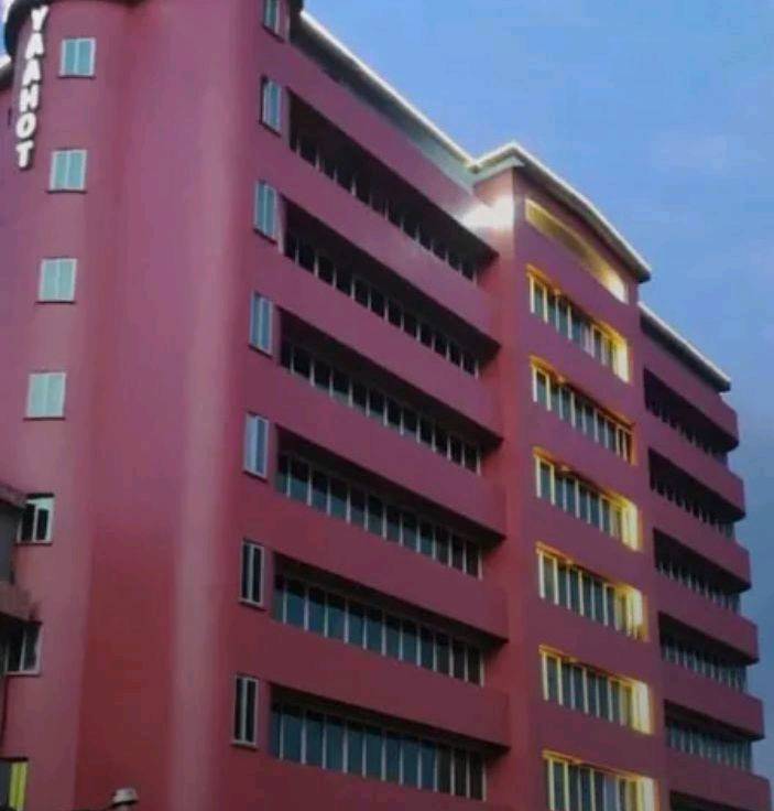 YAAHOT HÔTEL