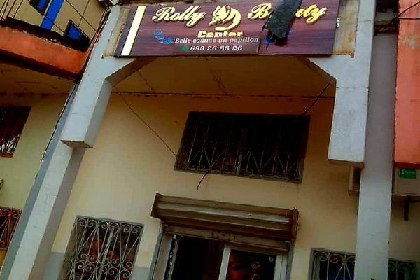 Rolly Beauty Center