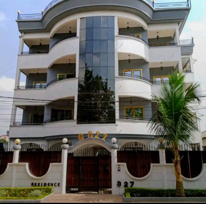 RÉSIDENCE G327 BASTOS