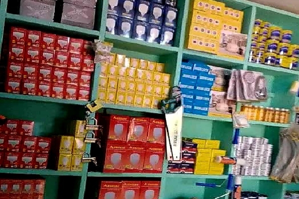 Quincaillerie Flotteur