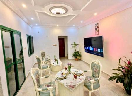 MEUBLÉ GRAND APPARTEMENT ESSOS